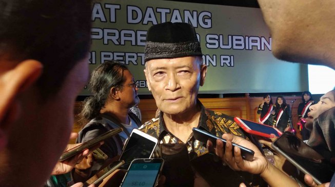 Syafii Maarif Minta MUI Tak Perlu Ketat dengan Salam Pembuka Berbeda Agama