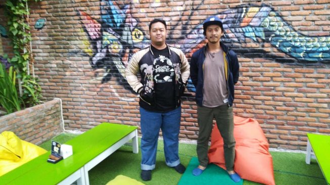 Grafik dan Junta. [Suara.com/Rezza Rachmanta]