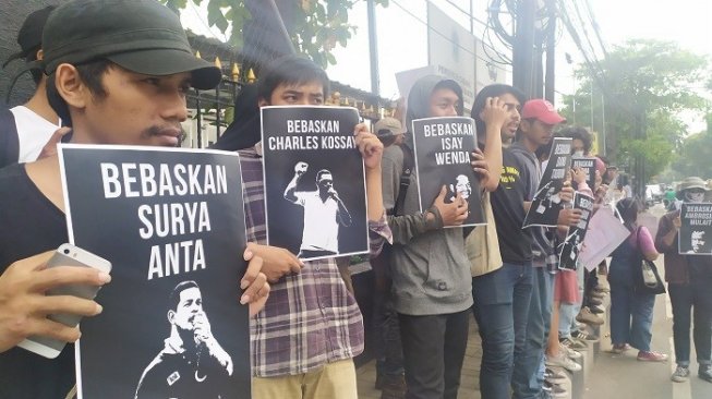 Sidang Aktivis Papua Surya Anta Cs, PN Jaksel Digeruduk Mahasiswa