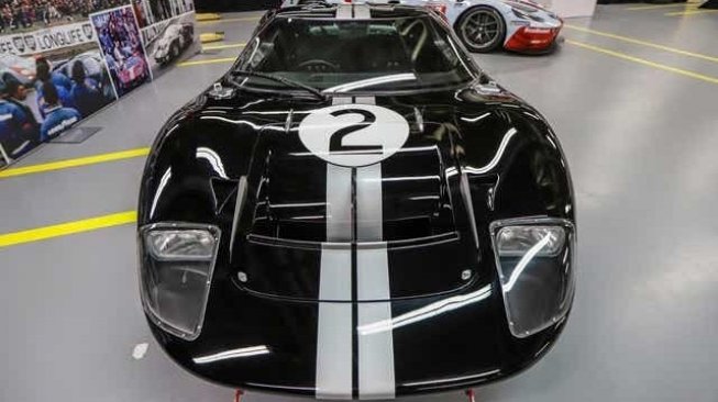 Sebuah replika Ford GT40 di markas Ford Motor Company, Dearborn, Amerika Serikat [Detroit Free Press].