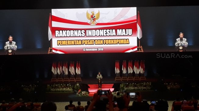 Sudah Kebanyakan Aturan, Jokowi: Indonesia Bukan Negara Peraturan