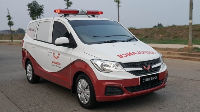 Wuling mendonasikan empat (4) unit Confero sebagai ambulans di Jakarta Timur, Cikarang, dan Yogyakarta  [Dok Wuling Motors Indonesia].