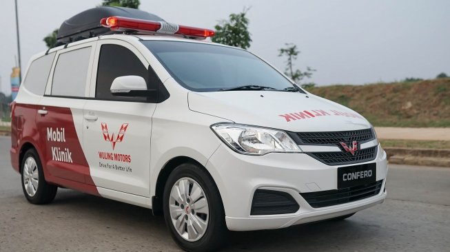 Dukung Bidang Kesehatan, Wuling Sulap Confero Jadi Ambulans