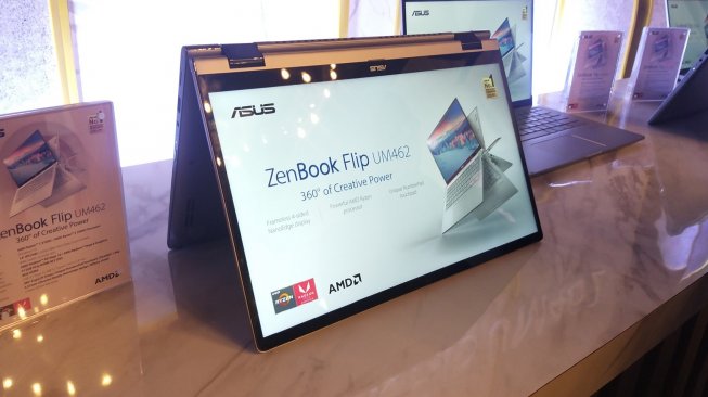 Asus ZenBook Flip UM462 diluncurkan di Jakarta, Kamis (14/11/2019). [Suara.com/Lintang Siltya Utami]