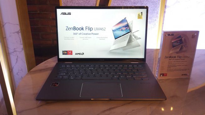 Asus ZenBook Flip UM462 diluncurkan di Jakarta, Kamis (14/11/2019). [Suara.com/Lintang Siltya Utami]