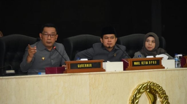 Pendapat Gubernur Jabar Terkait Raperda Pasar Pusat Distribusi