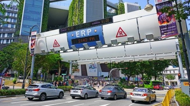 Empat jalur ERP di kawasan Orchard Road, Singapura. Sebagai ilustrasi penerapan ERP [Shutterstock].