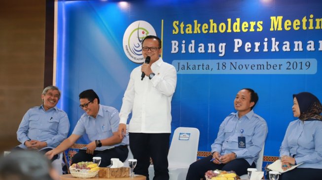 Menteri Edhy Pertimbangkan Pembatasan Ukuran Kapal dan Lokasi Penangkapan
