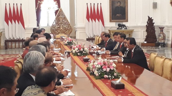 Jokowi Terima Sejumlah Pengusaha Jepang di Istana