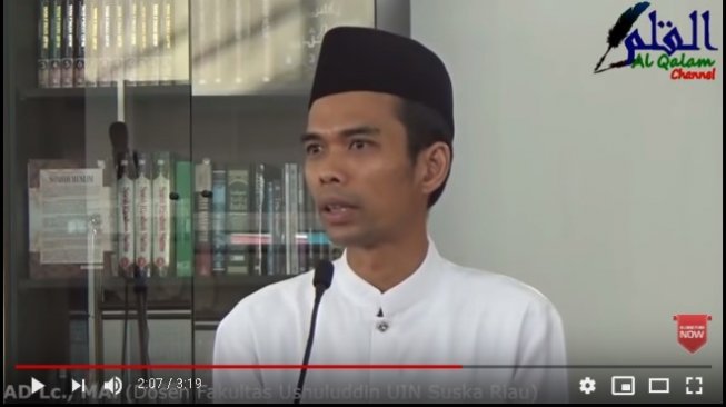 Ceramah Ustaz Abdul Somad soal hukum main domino dan catur. (YouTube/Teman Ngaji)