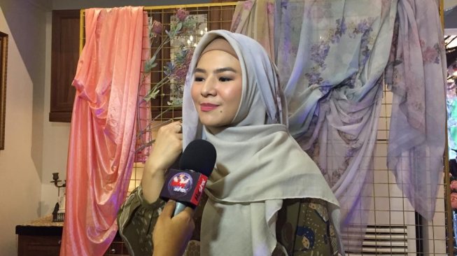 Ada Eriska Rein, 3 Artis Menikah dengan Pria India