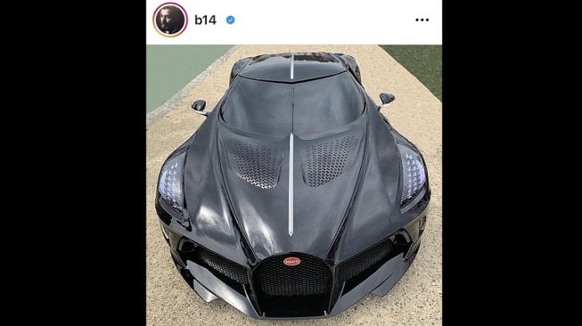 Bugatti La Voiture Noire unggahan Pangeran Badr Bin Said [Instagram: @b14].