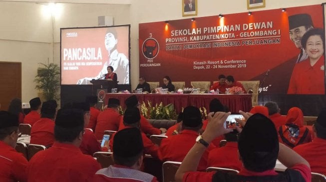 Buka Sekolah Pimpinan Dewan PDIP, Megawati: Resepnya Itu Turun ke Bawah