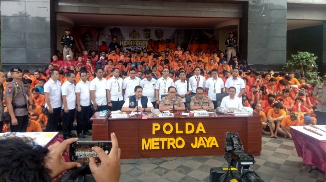 Beri Keamanan Jelang Natal, Ribuan Pelaku Kejahatan Dibekuk Polisi