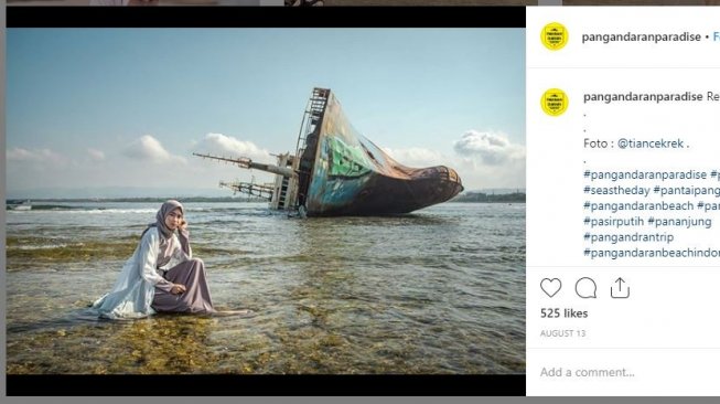 Kapal MV Viking di Pantai Pangandaran (instagram.com/pangandaranparadise)