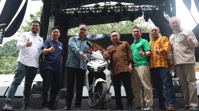 IIMS Motobike Expo 2019 resmi dibuka di Istora Senayan, Jakarta Pusat [Suara.com/Manuel Jeghesta Nainggolan].
