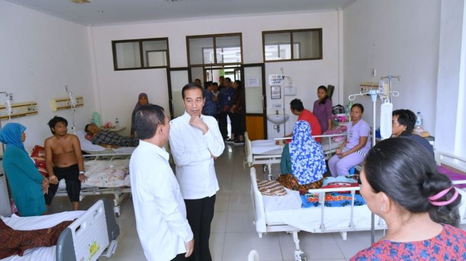 Presiden Joko Widodo (Jokowi) melakukan inspeksi mendadak alias sidak ke RSUD Subang, Jawa Barat, Jumat (29/11/2019). (Foto dok. Biro Pers)