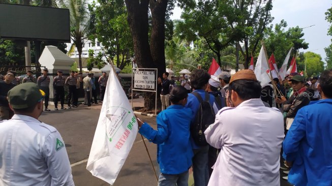 Jumat Besok FPI Demo di Depan DPR, Polisi Belum Terima Surat Pemberitahuan