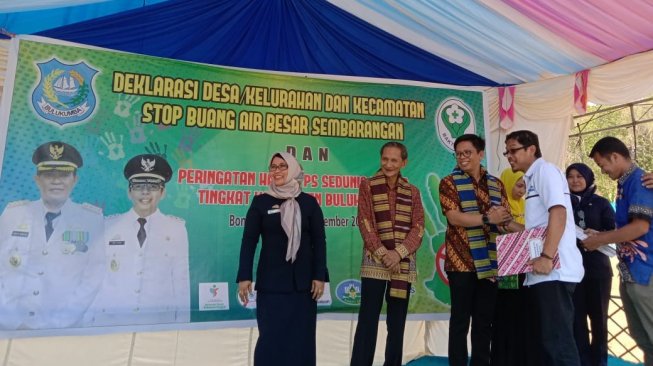 Dinkes Bulukumba Gelar Deklarasi STBM dan Peringatan CTPS