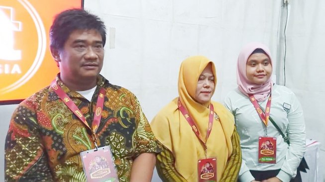 Puger Waluyo, Bidan Ajeng Sulistyaningrum dan Nurul Jannati dari DTK Indonesia (Rosiana/Himedik)