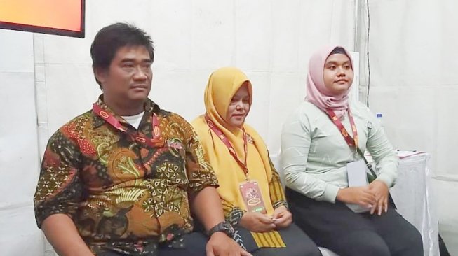 Puger Waluyo, Bidan Ajeng Sulistyaningrum dan Nurul Jannati dari DTK Indonesia (Rosiana/Himedik)