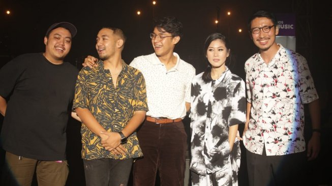 Ardhito Pramono Tampil Memukau di Konser Intimate Showcase