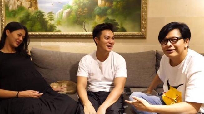 Armand Maulana wawancara Baim Wong dan Paula Verhoeven [YouTube/Armand Maulana]