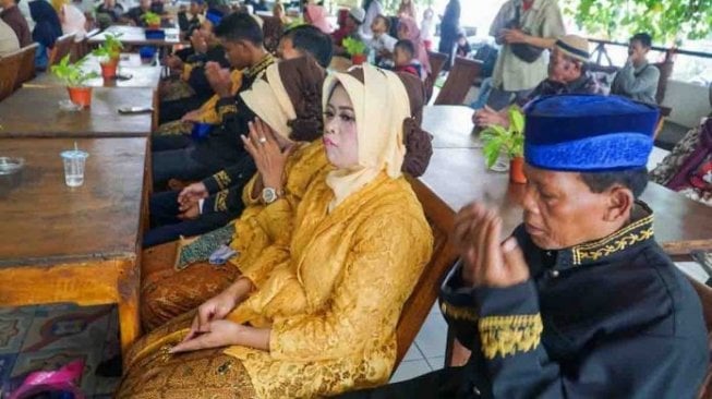 Nikah Massal, Enam Pasangan Diijab di Purwokerto