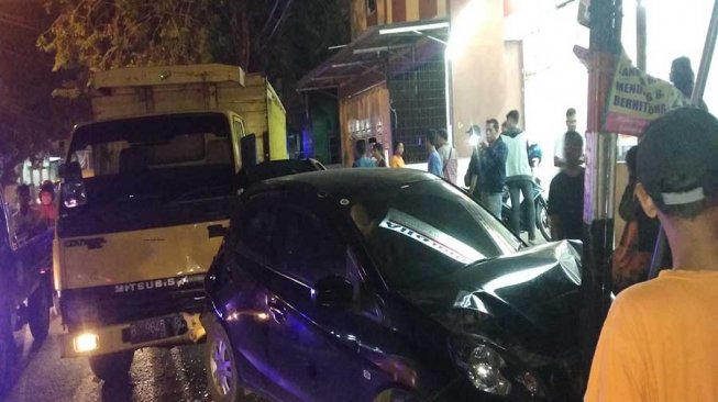 Polisi Kejar Perampok Taksi Online di Tol Tangerang-Merak