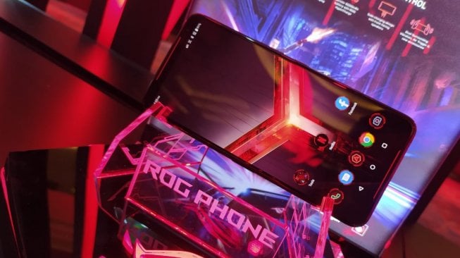 Ponsel gaming Asus ROG Phone II diluncurkan di Jakarta, Kamis (5/12/2019). [Suara.com/Tivan Rahmat]