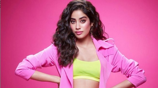 Janhvi Kapoor [Instagram]