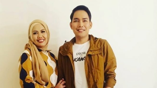 Elly Sugigi dan Aditya Gumelar [Instagram]