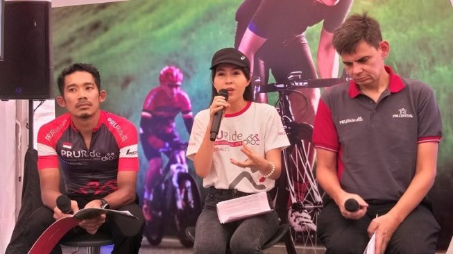 Olivia Jansen berpartisipasi dalam Fun Ride acara PRURide Indonesia 2019 (Suara.com/Shevinna Putti)