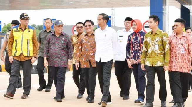 Presiden Jokowi Resmikan Pengoperasian Jalan Tol Kunciran-Serpong