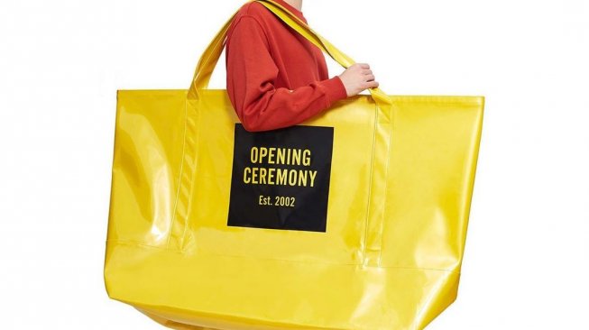 Opening Ceremony Jual Tas Super Besar, Isi Satu Rumah Bisa Masuk Semua!