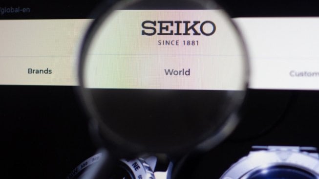 5 Koleksi Jam Tangan Seiko Ini Pernah Dipakai James Bond, Berapa Harganya?