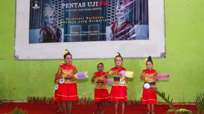 Pentas Uji Sanggar Tari Rama Shinta