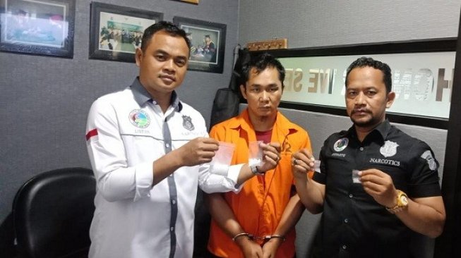 Kubil Dibekuk Polisi Saat Transaksi Sabu di SPBU Bekasi