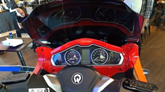 Dashboard nan gaya dari Qooder motor empat roda [Suara.com/Manuel Jeghesta Nainggolan].