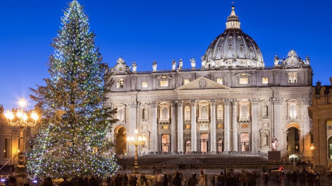 Pohon Natal Vatikan, Roma.  (Shutterstock)
