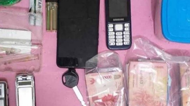 Lima Warga Kota Solok Ditangkap Polisi Terkait Peredaran Narkoba