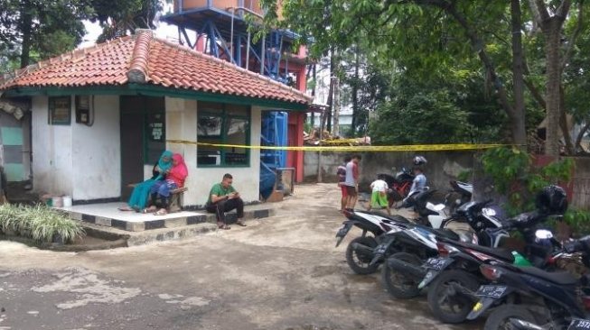 Polisi Dikejar Pria Ngamuk Bawa Gunting, Mau Ditusuk-tusuk