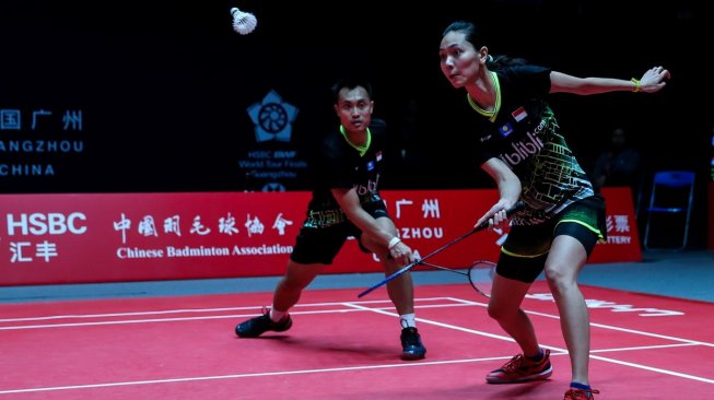 Pasangan ganda campuran Indonesia, Hafiz Faizal/Gloria Emanuelle Widjaja, gagal lolos dari babak penyisihan grup BWF World Tour Finals 2019. [Humas PBSI]