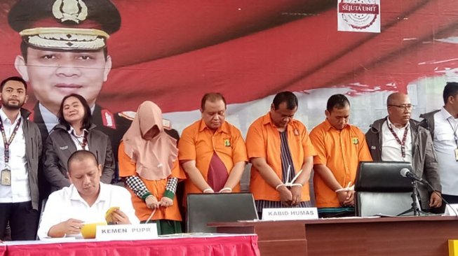 Kasus Penipuan  Perumahan Syariah  Pemkab Serang Perizinan 