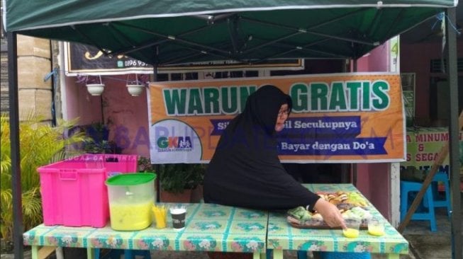 Belanja di Warung Ini Tak Perlu Bayar, Cukup Doakan Pemiliknya