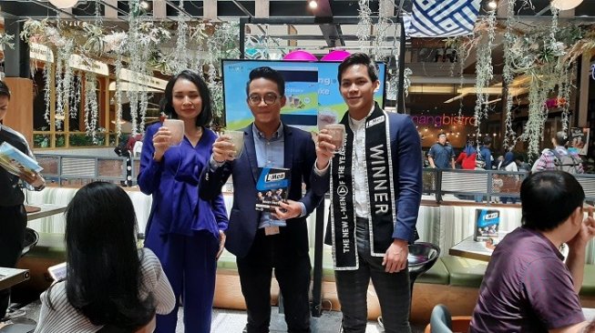 Acara peluncuran L-Men Protein Shake di Kota Kasablanka, Jakarta Selatan, Selasa (17/12/2019). (Suara.com/Dini Afrianti)