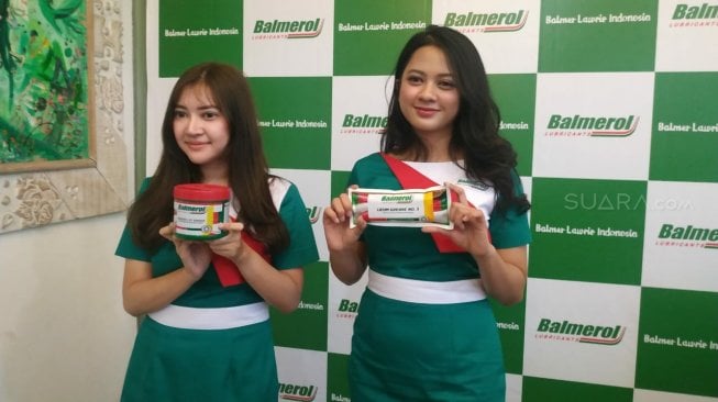 Balmerol, produk pelumas otomotif racikan Cikande [Suara.com/Manuel Jeghesta Nainggolan].