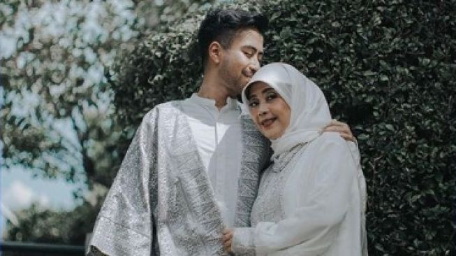 Sambut Hari Ibu 2019, Dekatnya 7 Seleb Ini dengan Ibunda, Wah Panutan!