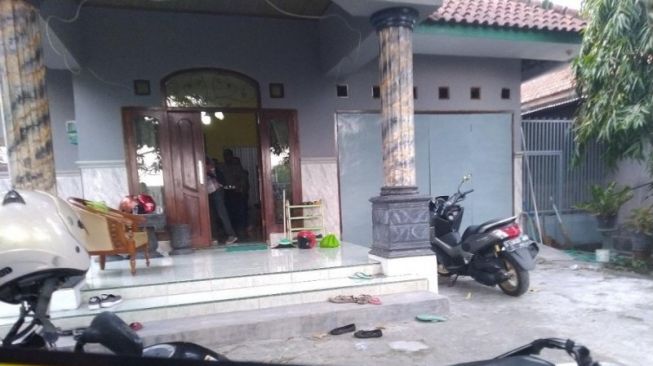 Guru Eli Tewas Bikin Geger Warga, Polisi Duga Korban Perampokan