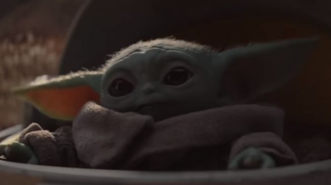 Karakter Baby Yoda dalam serial The Mandalorian. (YouTube/spellbooked)